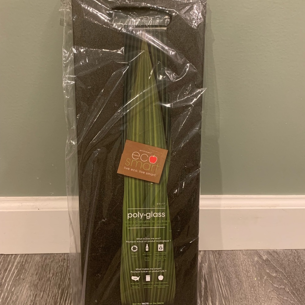 EcoSmart by Architec Polyglass Charcuterie & Serving Board, Black 6.5 x 17”